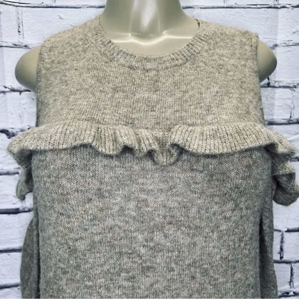 LOFT Ruffle Cold Shoulder Sweater size S - Picture 4 of 9